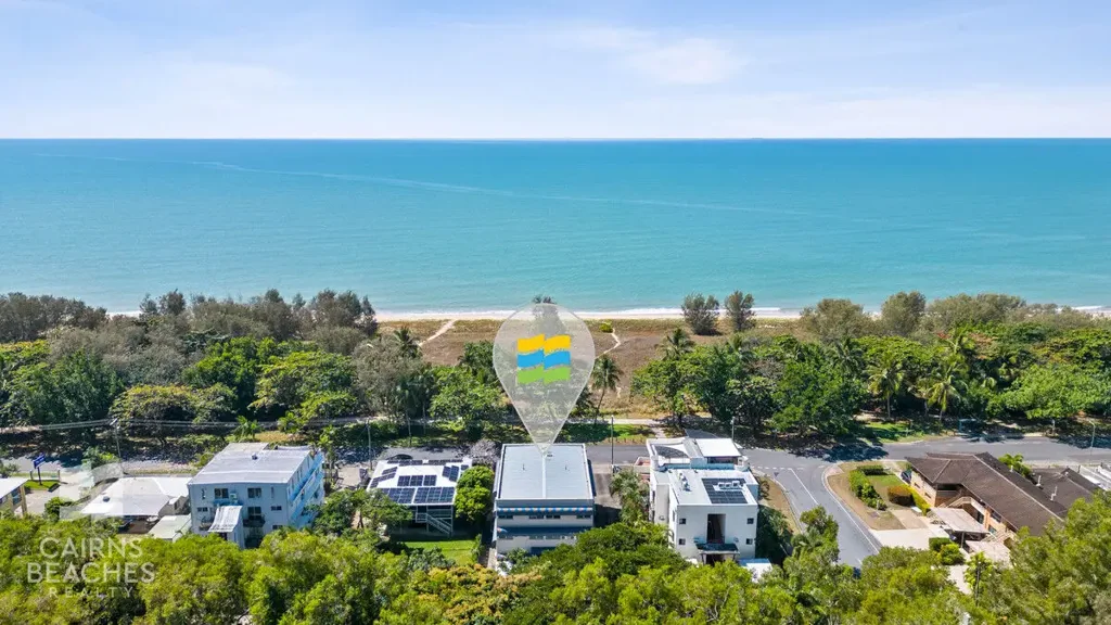 Yorkeys Knob 3 Bedroom Your Dream Life Awaits | Stylish Seaside Retreat