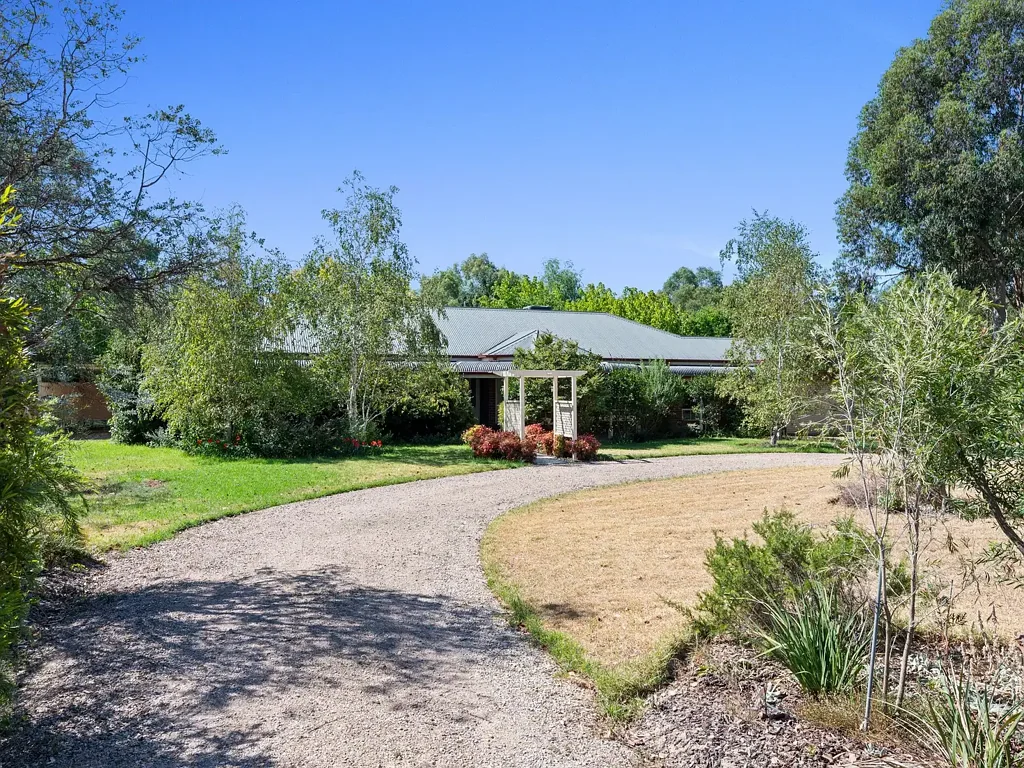 106 Grant Drive, Benalla, VIC 3672