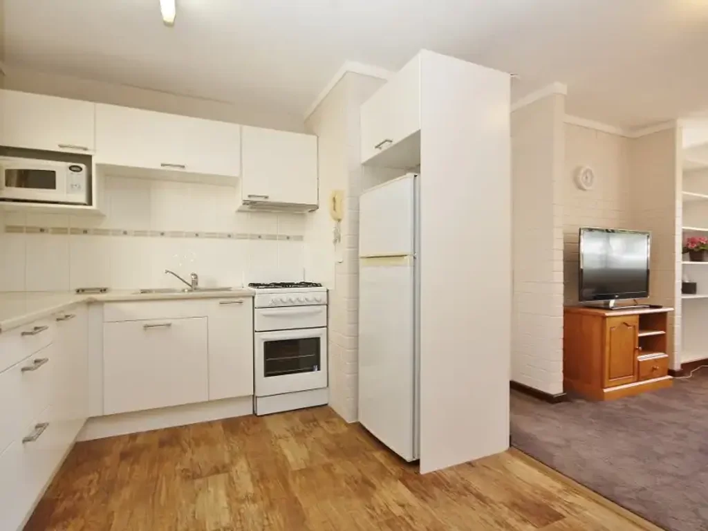 COMFORT AND LOCATION - THE IDEAL FURNISHED BEDROOM APARTMENT