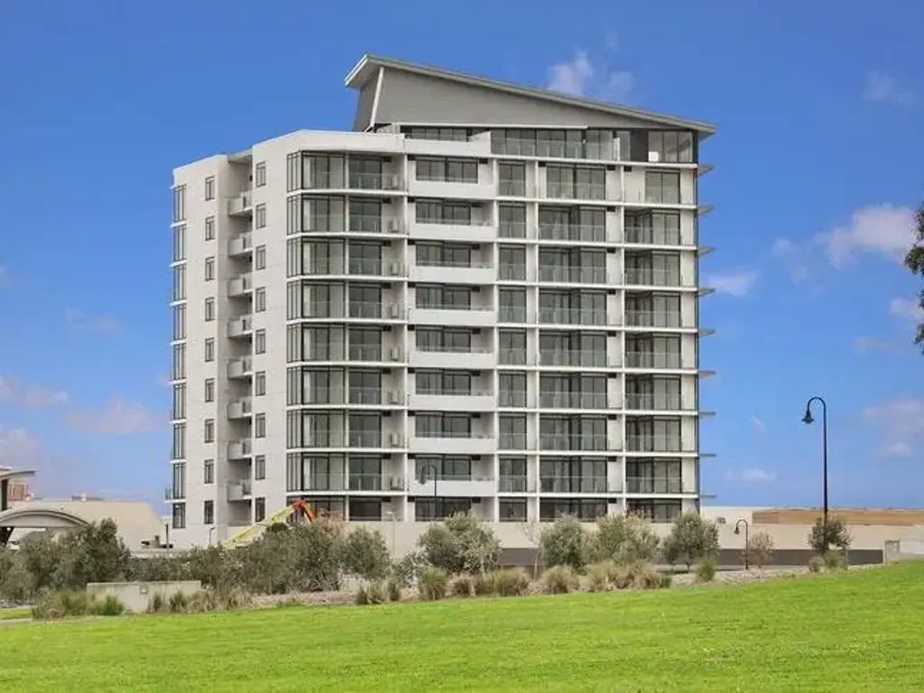 Northcote 1 Bedroom Large 1 Bedroom Opposite All Nations Park