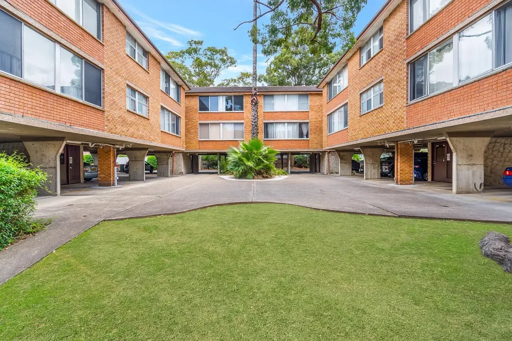 Convenient 2-Bedroom Unit with Great Features!