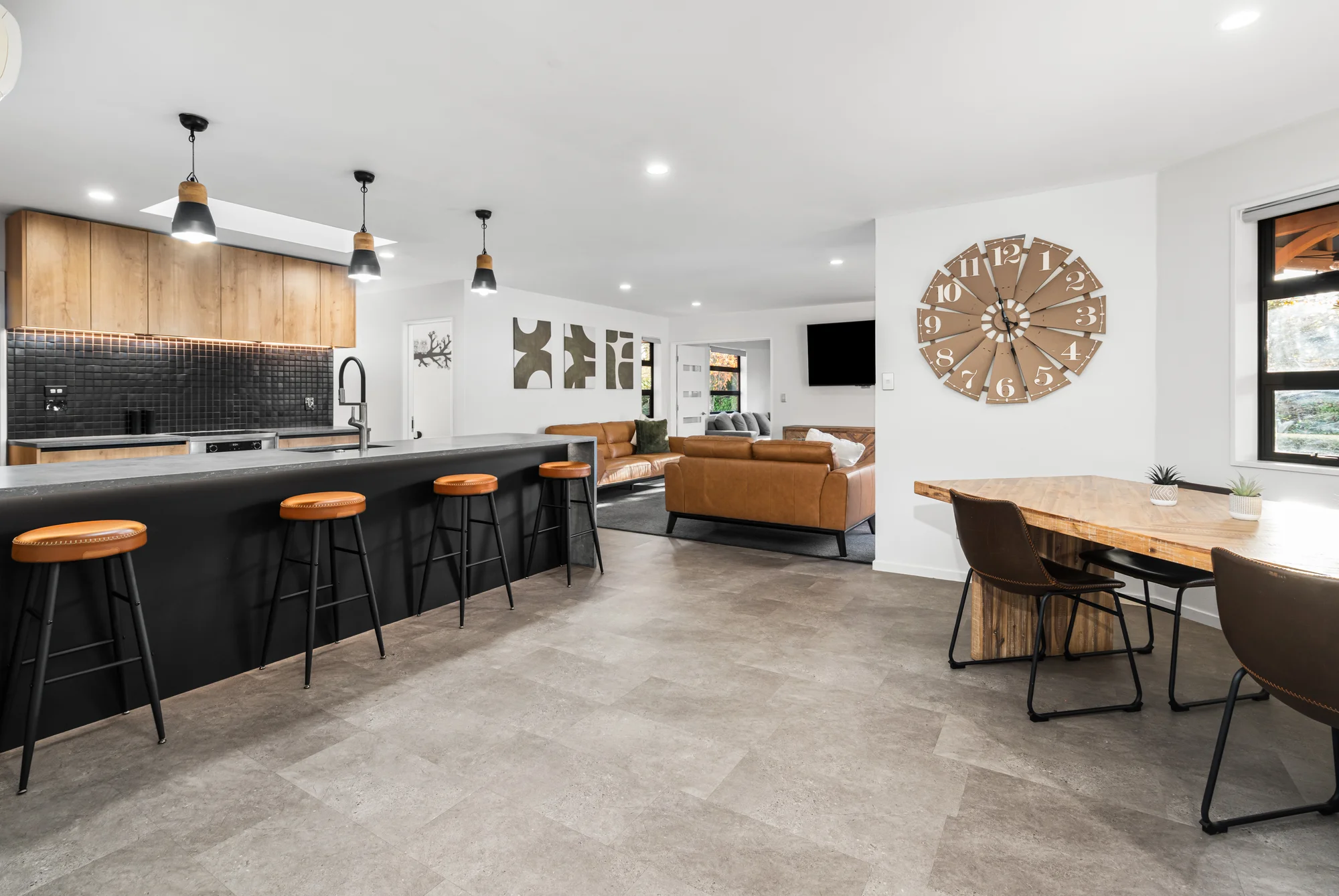 Rolleston 5Zimmer Vendors are ready to move on
