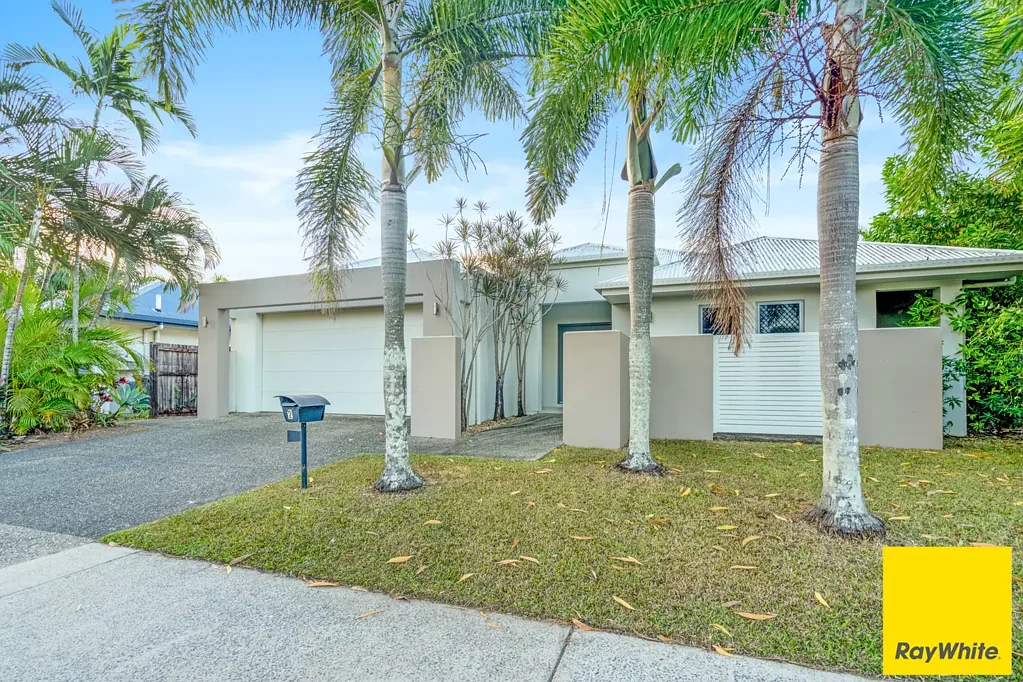 2 Oakville Parade, Trinity Park, QLD 4879