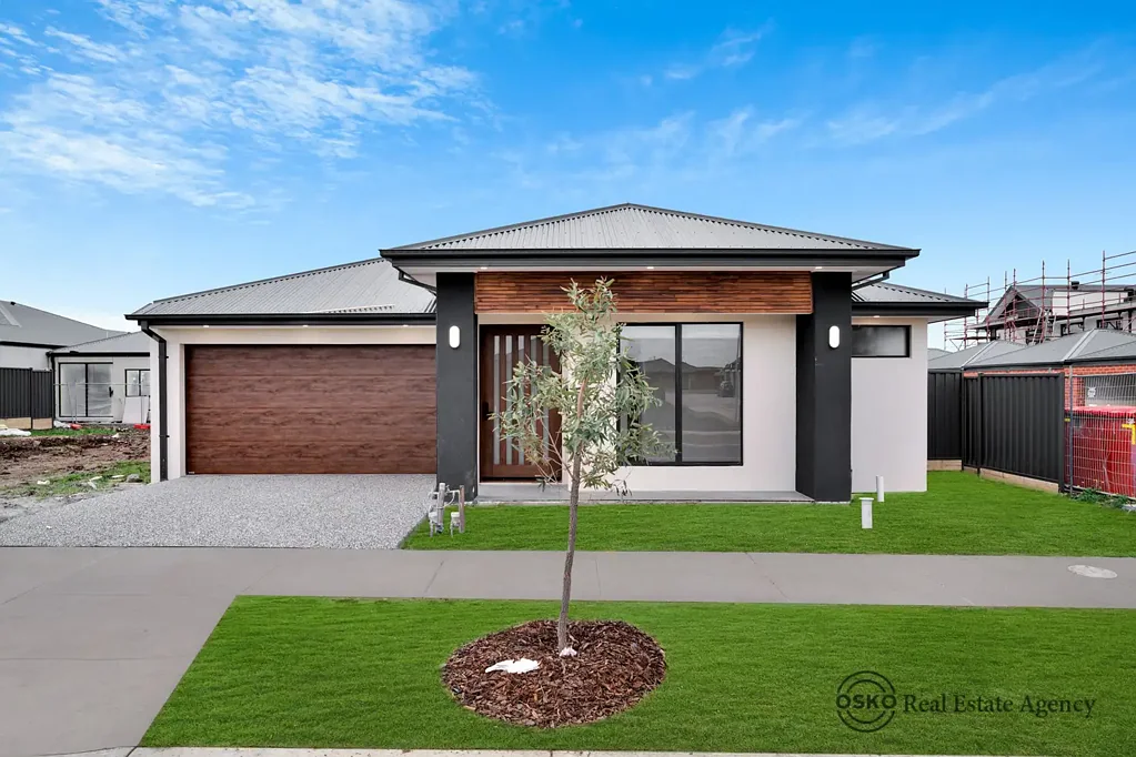 Beveridge 4房  The Perfect First Home Buyer's Dream & Stamp Duty Saver!
Light-Filled 4-Bedroom Home in Lyra Estate