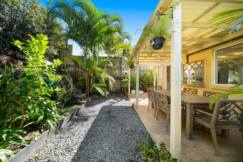Wynnum 3Habitaciones Bayside Serenity in a Gated Parkside Enclave
