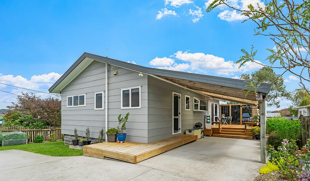 2 Brigitte View, Snells Beach, Rodney District, Auckland