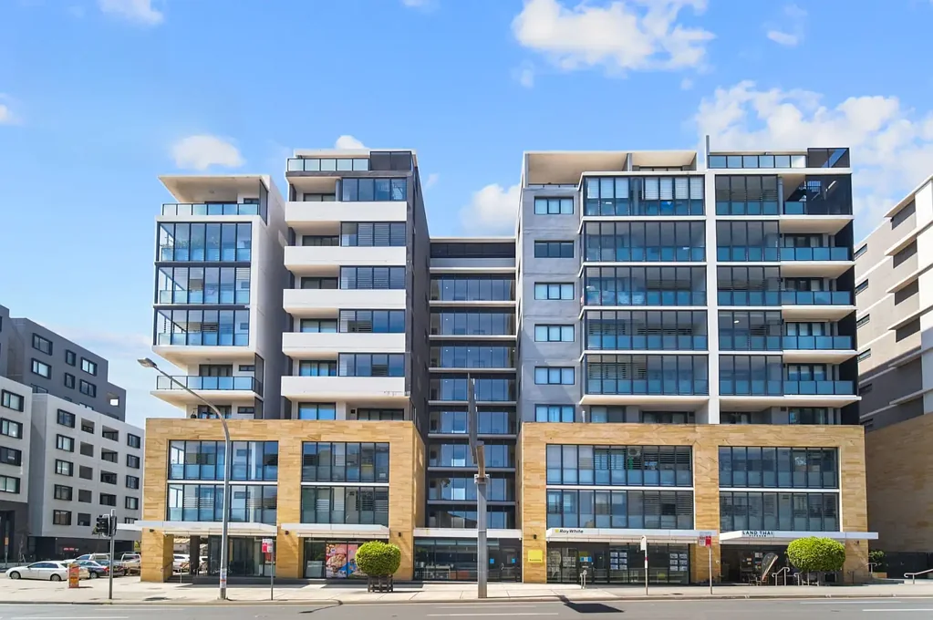 Executive Style Meets Urban Convenience in a Thriving Lifestyle Hub