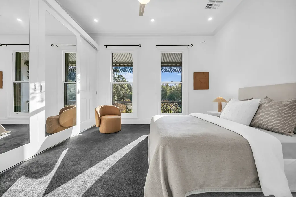 Fitzroy North 4 Bedroom Parkside Living with Unmatched Space, Sunlight & Tranquillity - A Hidden Sanctuary in Fitzroy North, 10mins from CBD