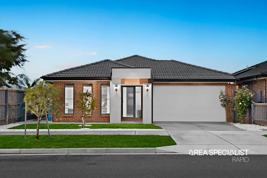 76 Highmount Drive, Hampton Park, VIC 3976