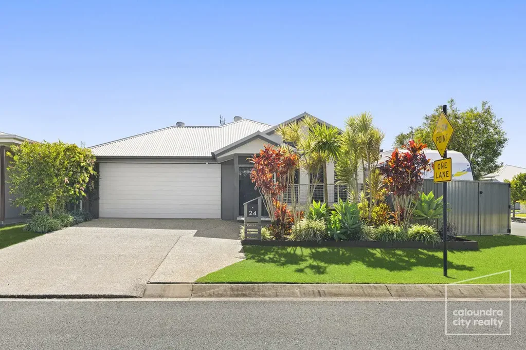 Baringa 4 Bedroom Spacious Family Home, Established Gardens & Plenty of off street Parking