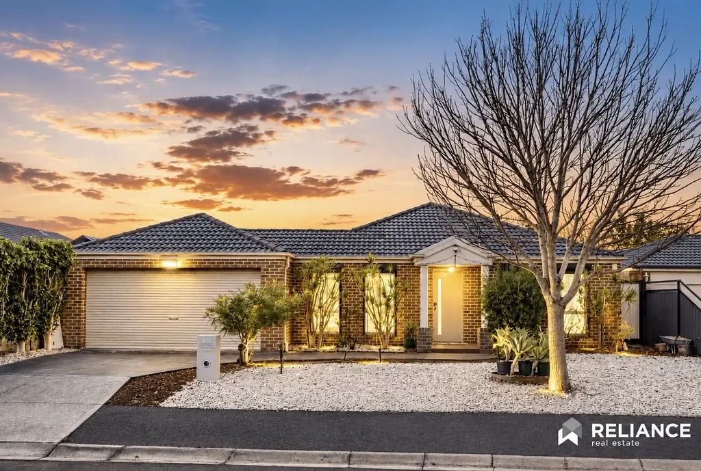 Point Cook 4Kwarto Approx. 10 Minutes Walk to Williams Landing Station | The Ultimate Family Entertainer on 578m²