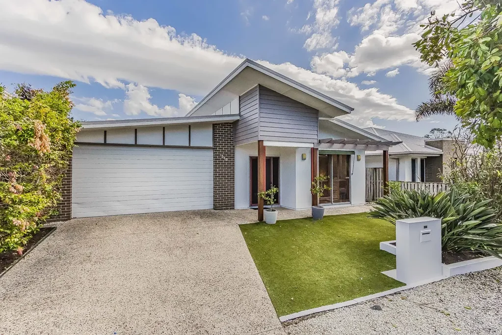Kingscliff 4Kwarto LOCATION PERFECTION | Outstanding Value in an Amazing Coastal Location