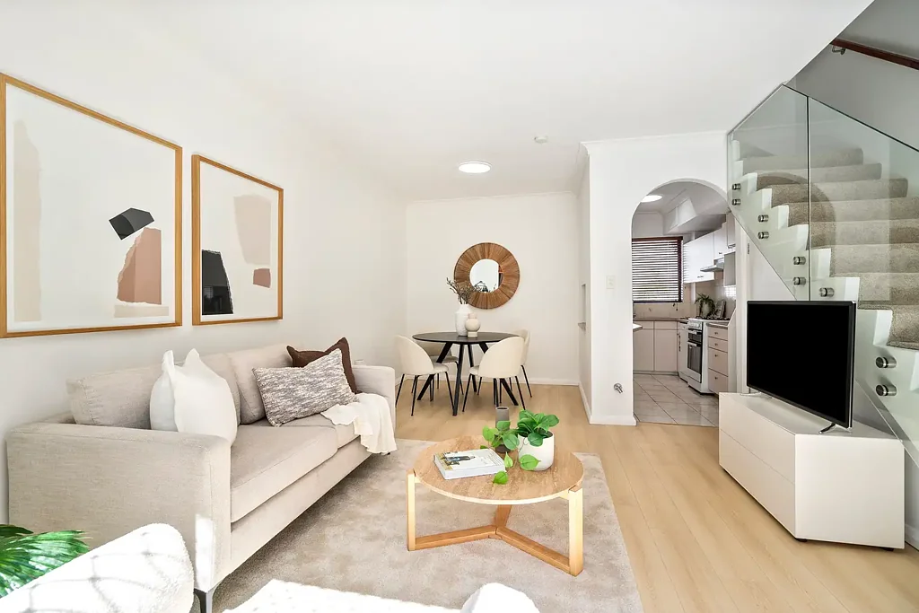 Sylvania 2Moenga Light-Filled Two-Bedroom Townhouse Offering Space, Privacy and Convenience