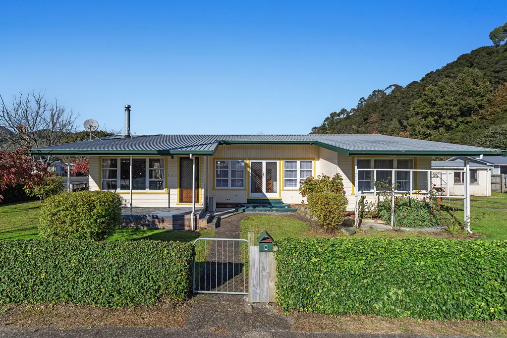Kawerau 3ਬੈੱਡਰੂਮ Estate sale: Opportunity awaits