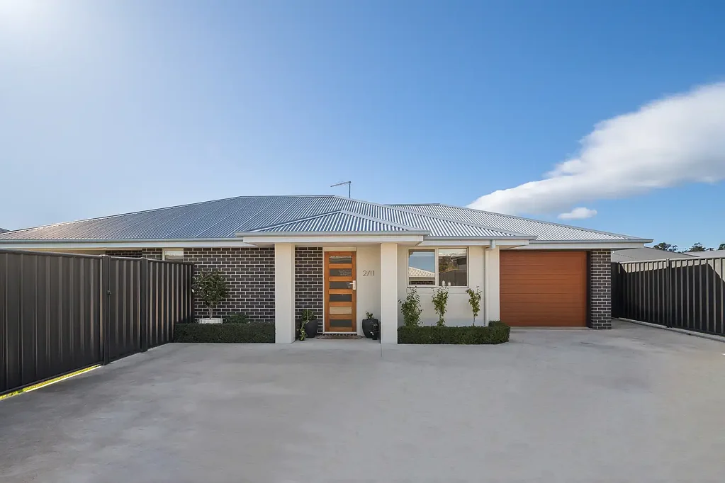 2/11 Youl Road, Perth, TAS 7300
