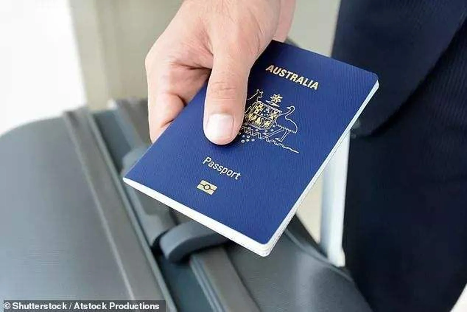 重大！澳洲护照又升值！或与英国实行免签互通！入籍相当于拿双国籍！