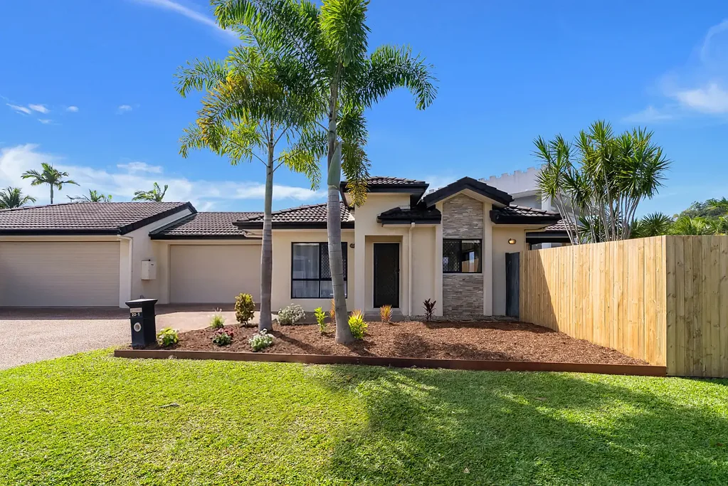 Trinity Beach 3ห้องนอน Northern Beaches Lifestyle Home