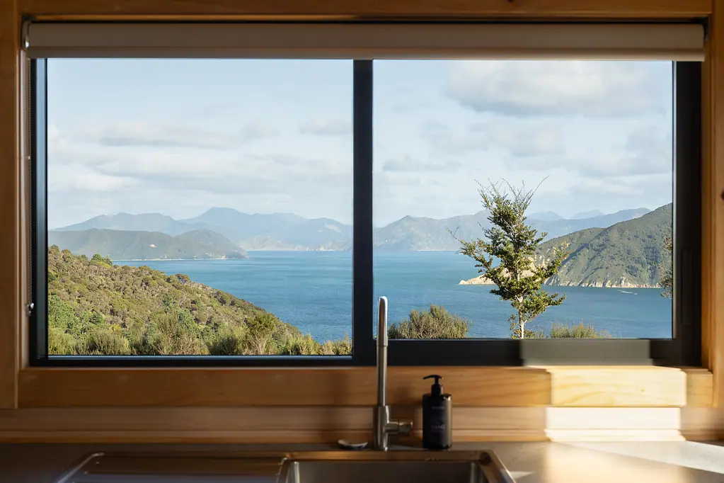 Marlborough Sounds 2Kwarto Sounds escape in contemporary off-grid living