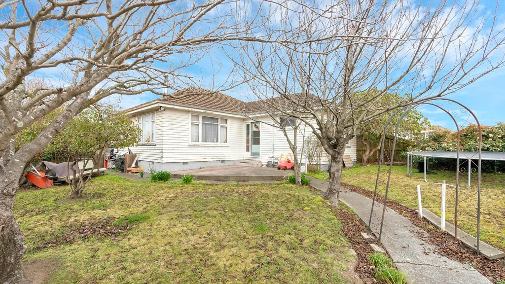 Aranui 2 Slaapkamer Affordable Opportunity with Endless Potential