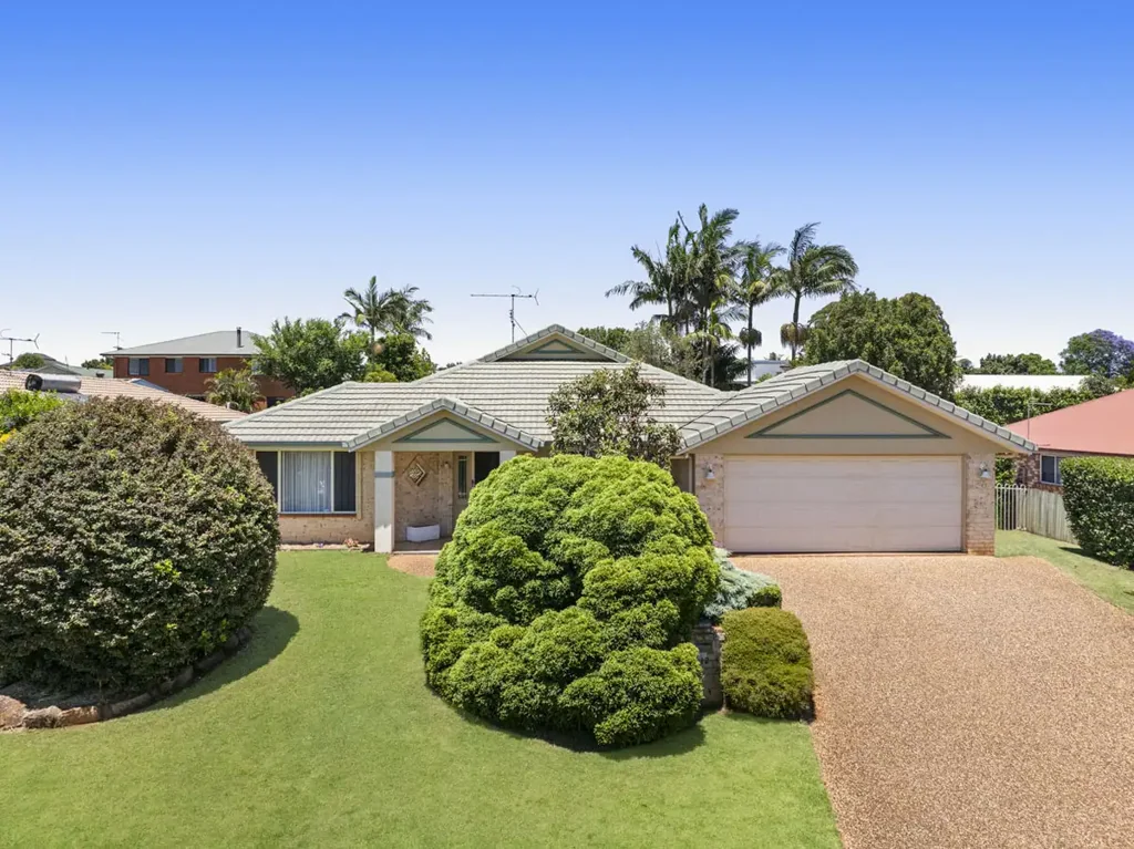 12 Jutsum Street, Middle Ridge, QLD 4350