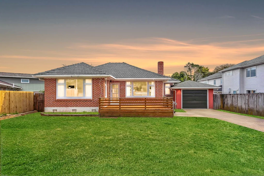 Papakura 3房  Tile and Brick Papakura Pick.