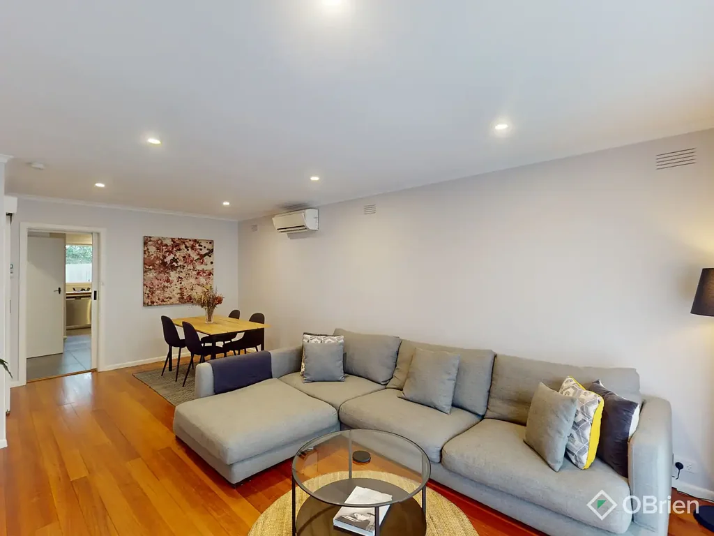 STYLISH FULLY FURNISHED 2-BEDROOM HOME IN BOX HILL!