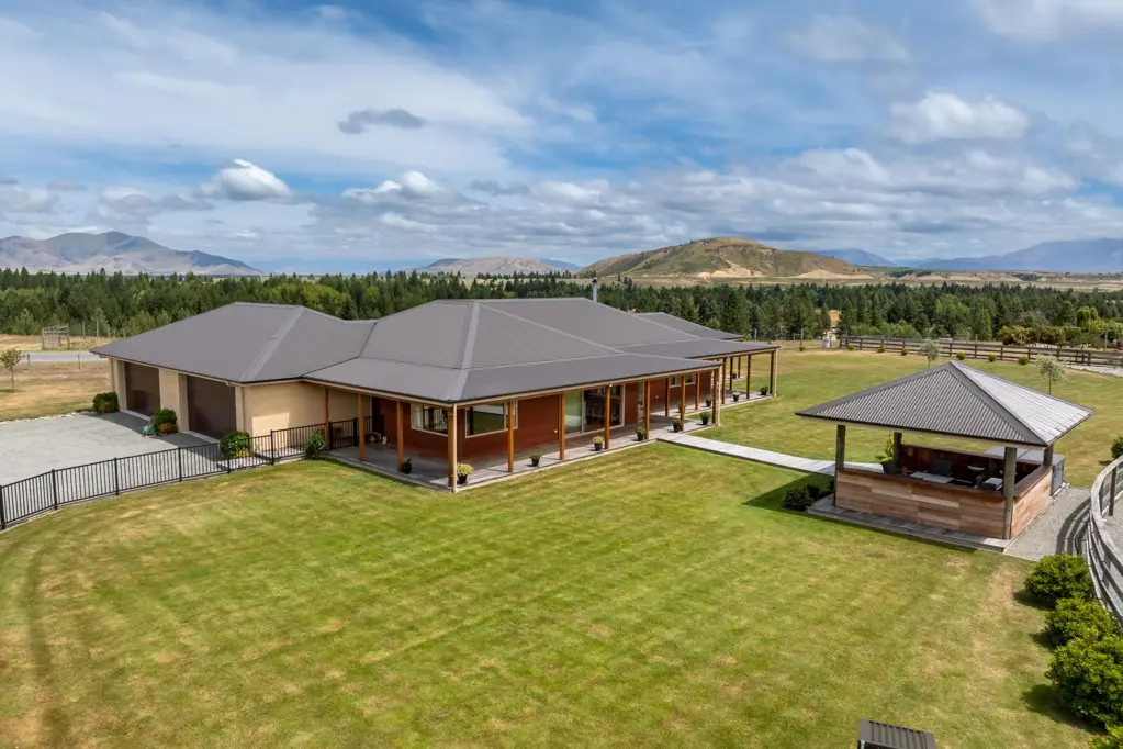 Twizel 3બેડરૂમ Luxury Living with Mountain & Lake Views