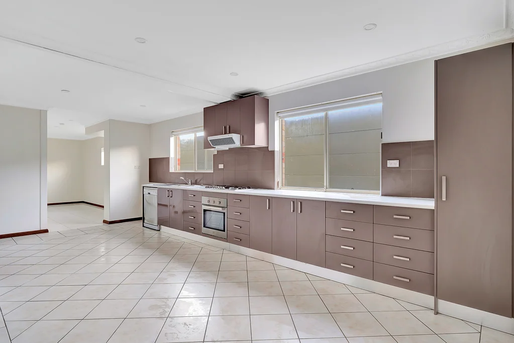 Private & Convenient Two-Bedroom Home in Leafy Cheltenham