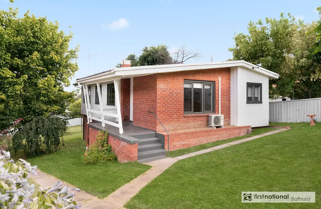 24 Cutler Street, West Bathurst, NSW 2795
