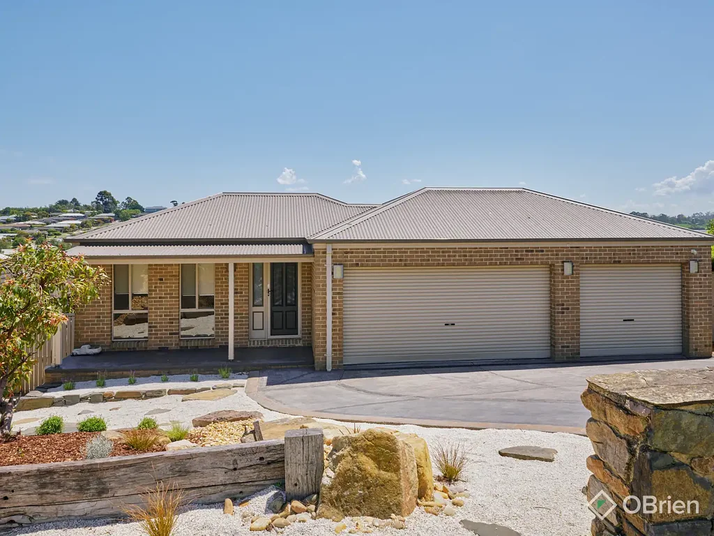 35 Walker Drive, Drouin, VIC 3818