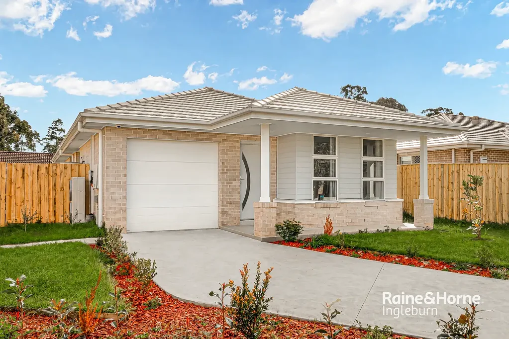 Airds 4 Slaapkamer Brand New Freestanding Family Home with Premium Finishes