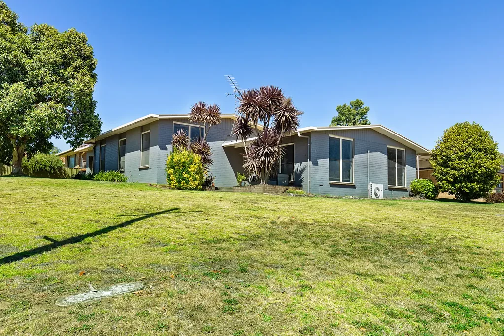 Mount Gambier 4房  Ultra modern updated family home