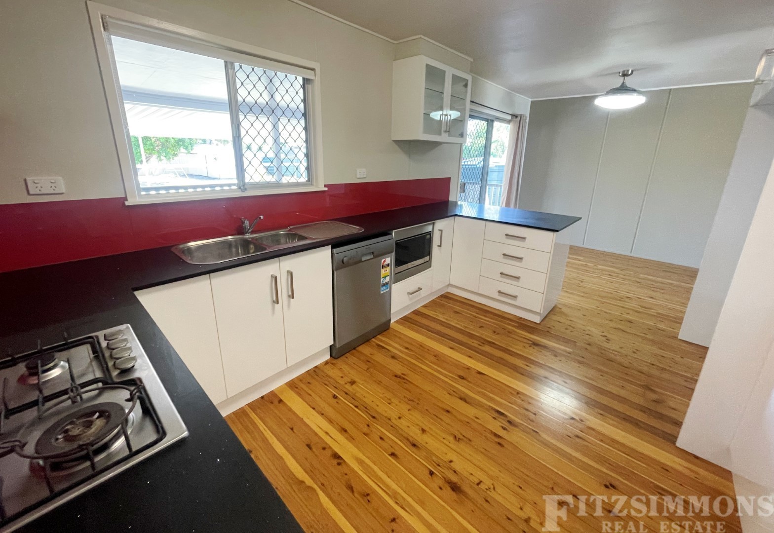 81 WOOD ST, DALBY QLD 4405, 0 habitaciones, 0 baños, House