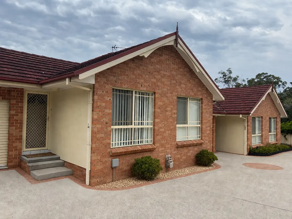 Spacious & Low-Maintenance Villa Living