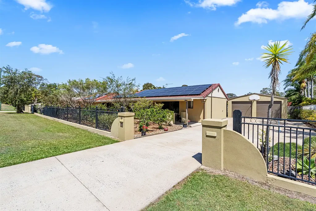 13 Marlin Street, Kawungan, QLD 4655