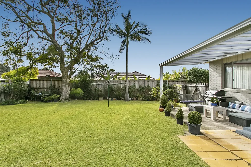 Charm, convenience & flexible family living