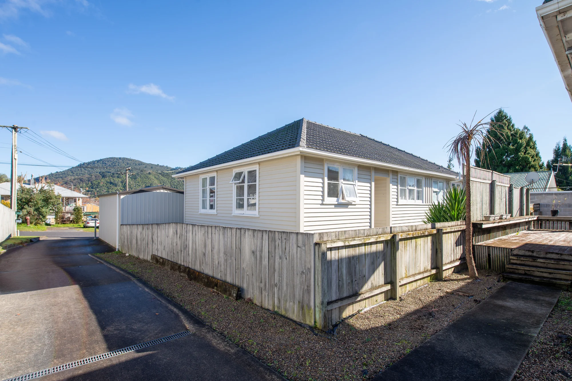 Koutu 3房  Calling All 1st-Home Buyers - Nest or Invest!