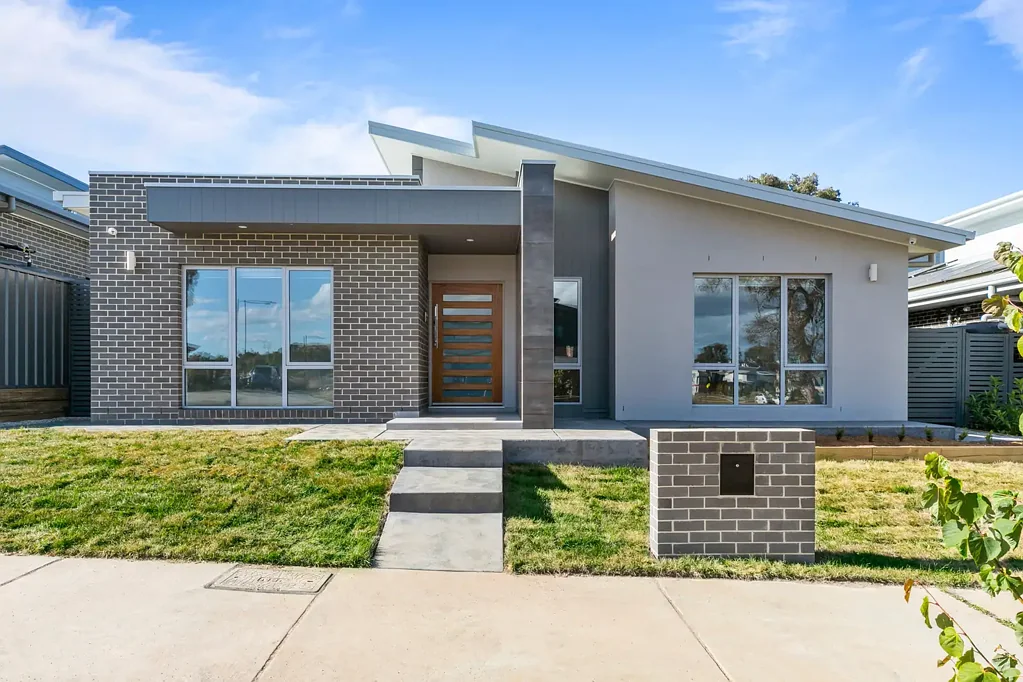 6 Rachel Makinson Street, Strathnairn, ACT 2615