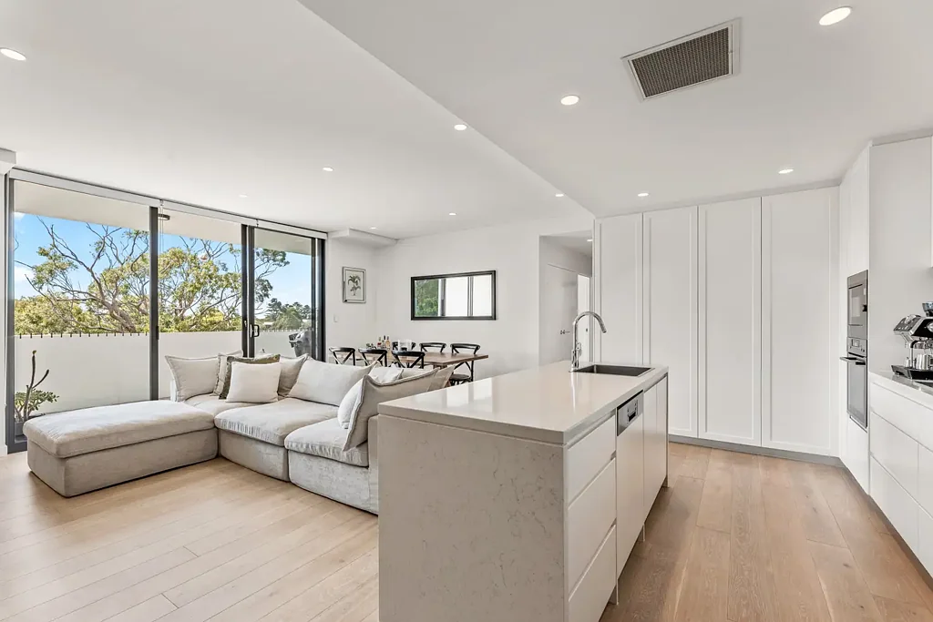 206/552 President Avenue, Sutherland, NSW 2232