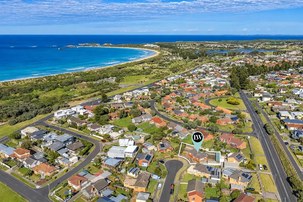 Warrnambool 3कमरा Low-Maintenance Living, Fantastic Outlook & a Location You'll Love!