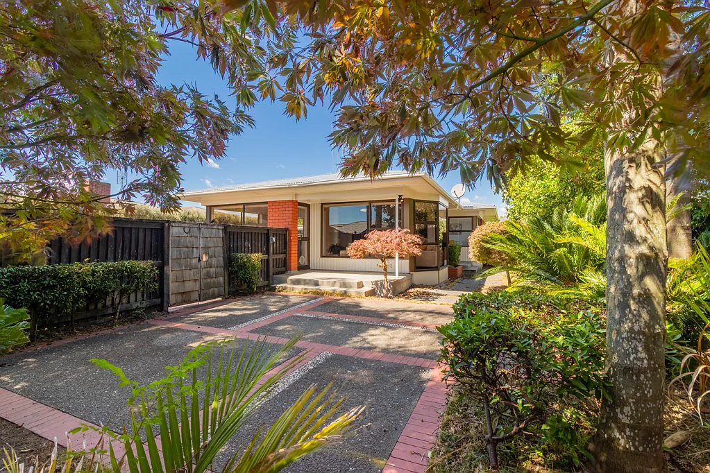 6 Bowen Place, Saint Andrews, Hamilton, Waikato