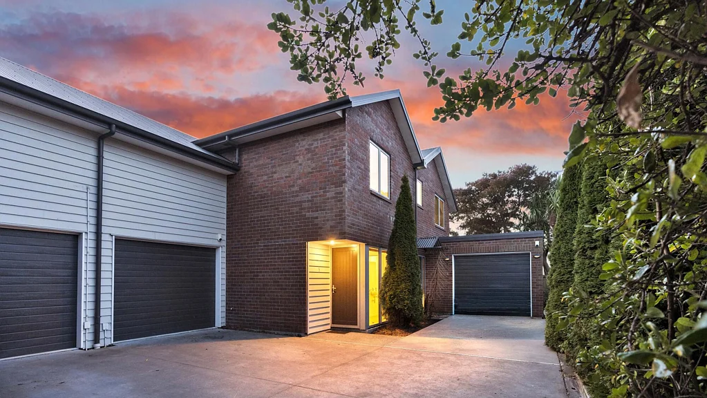 Addington 3Kwarto Stylish, Modern & Convenient