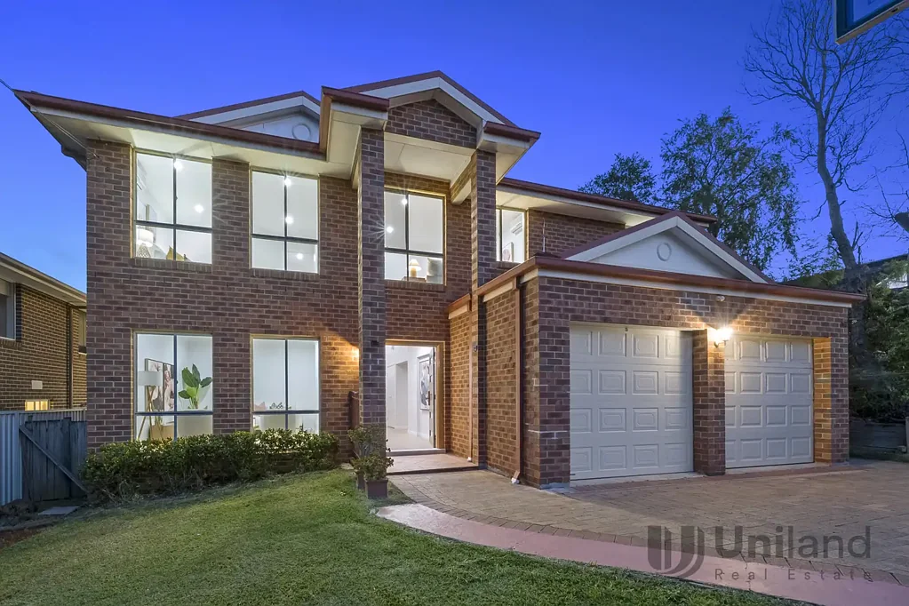Epping 5房 宽敞舒适的家庭港湾，轻松享受娱乐生活 Grand Family Haven of Space, Comfort & Effortless Entertaining