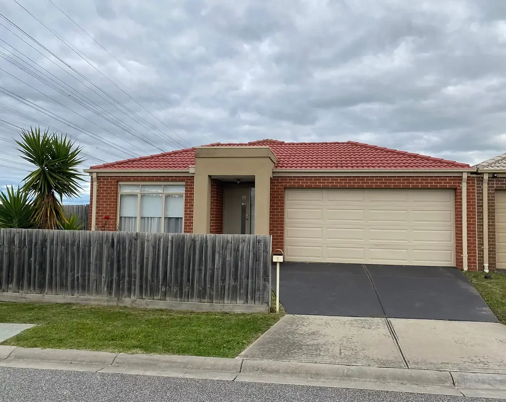 3 BEDROOM 2 BATHROOM HOUSE IN QUIET COURT LOCATION!!!