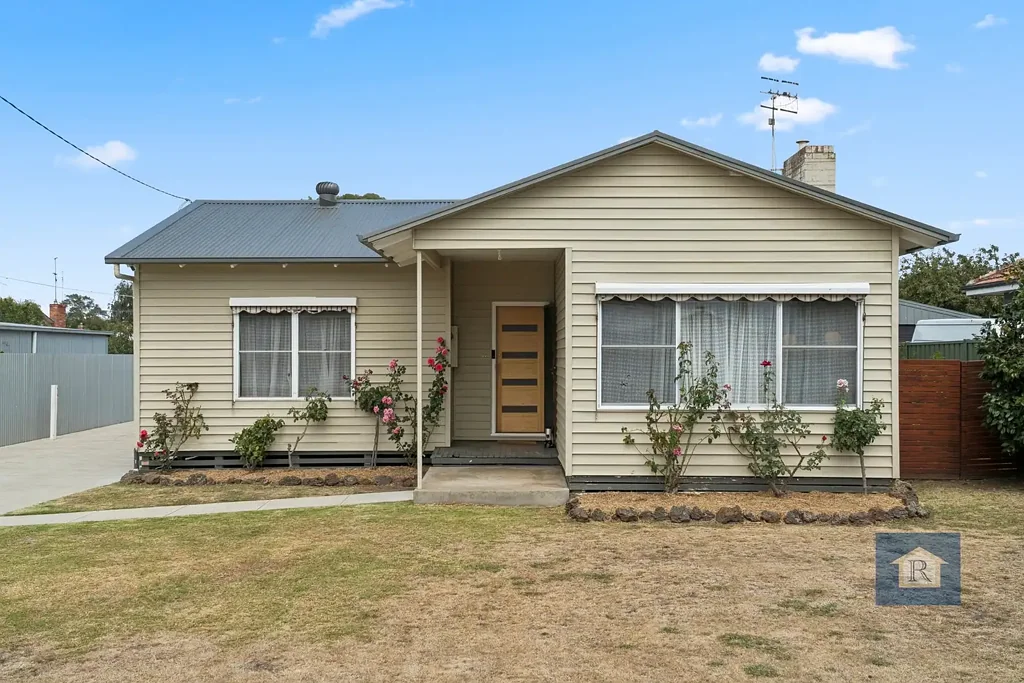 112 Wilson Street, Colac, VIC 3250