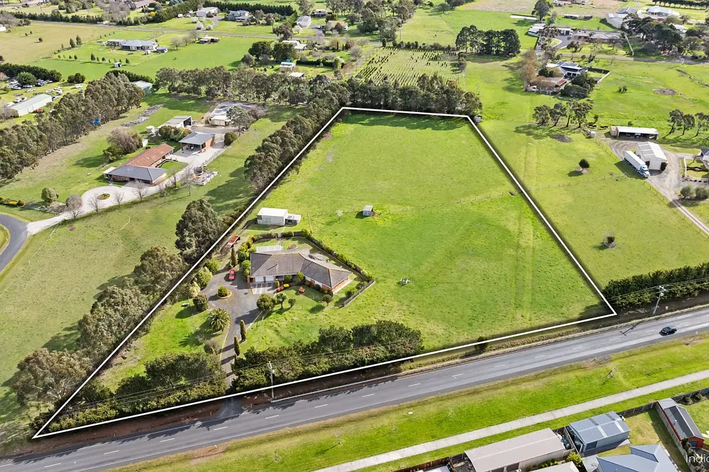 Traralgon 4침실 5 ACRES - TOWN FRINGE