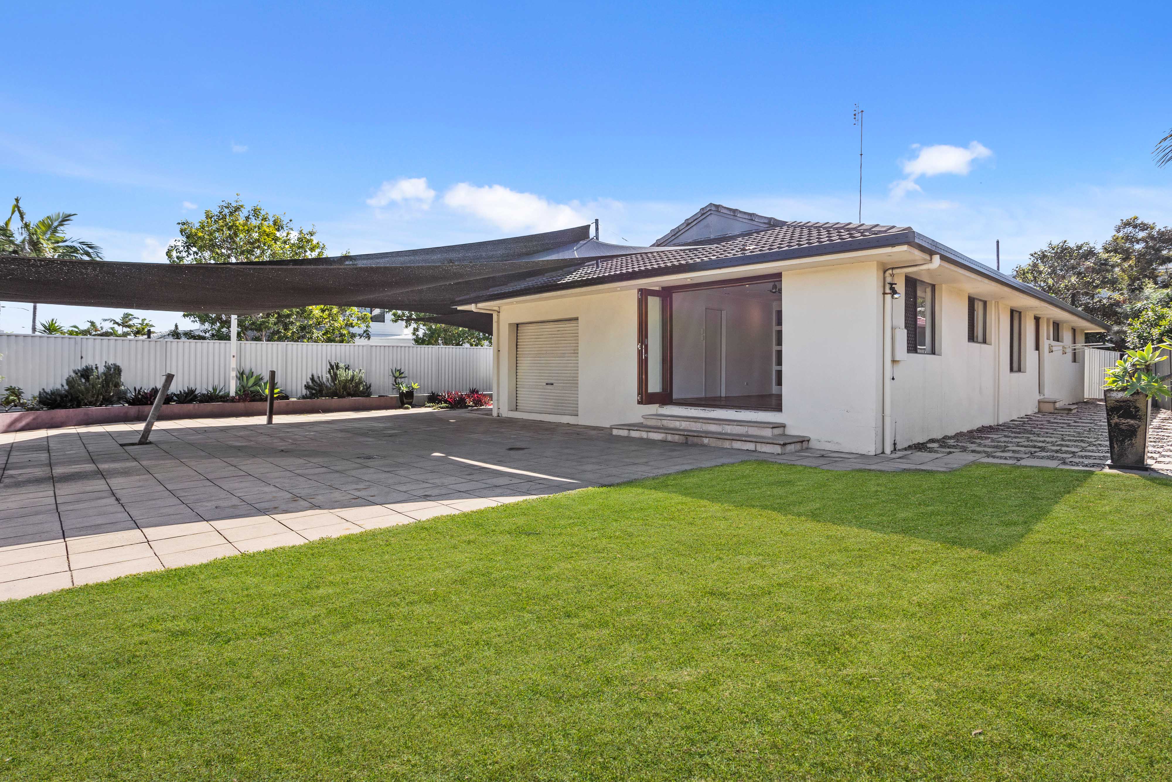 1 AVANTI ST, MERMAID WATERS QLD 4218, 0 rūma, 0 rūma horoi, House