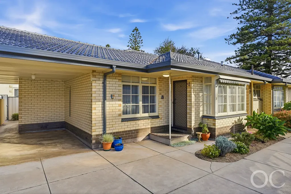 Glenelg South 2Habitaciones Open the Door to Effortless Beachside Living