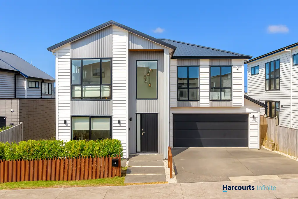 19 La Bella Road, Hobsonville, Waitakere City, Auckland