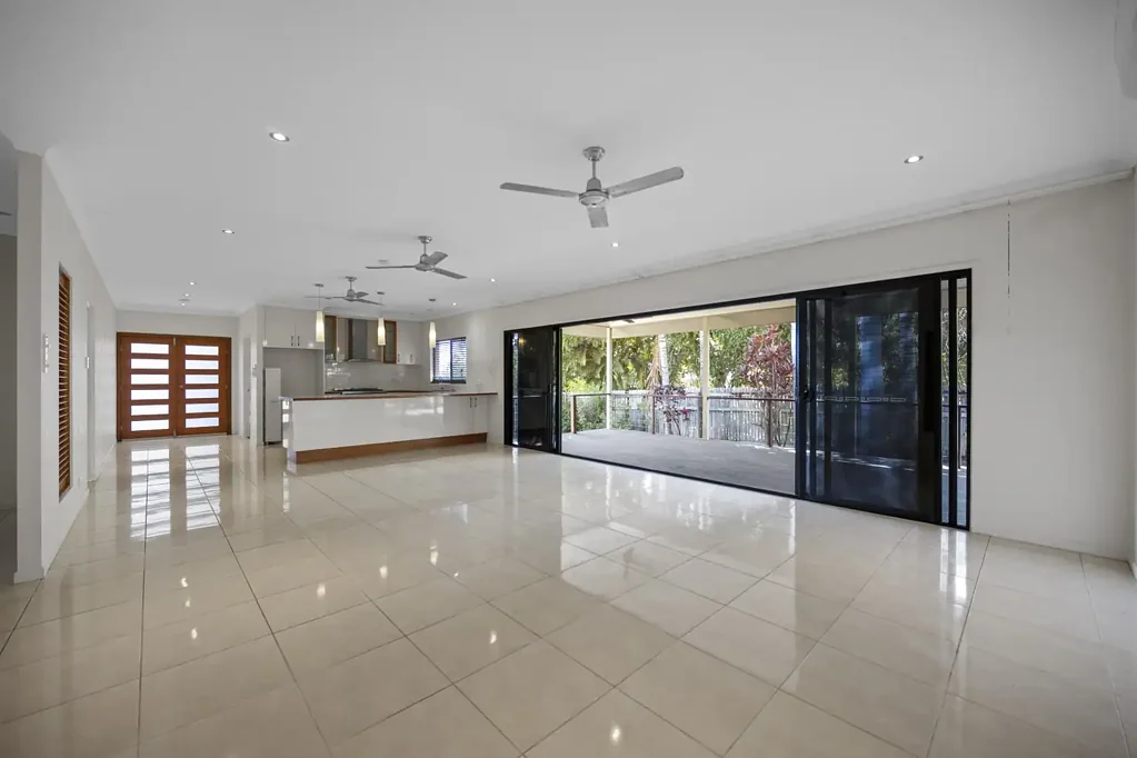 Mount Louisa 3房  Well-Appointed Home in Family Friendly Mount Louisa